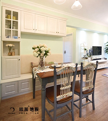 地板保養(yǎng)自稱免費(fèi)-其實(shí)暗藏貓膩