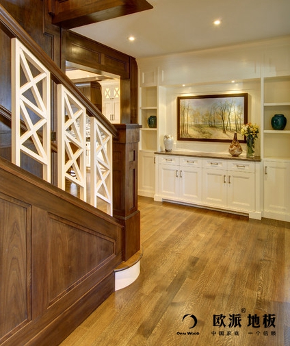 木地板保養(yǎng)的妙招過程中，香薰起到另一番作用